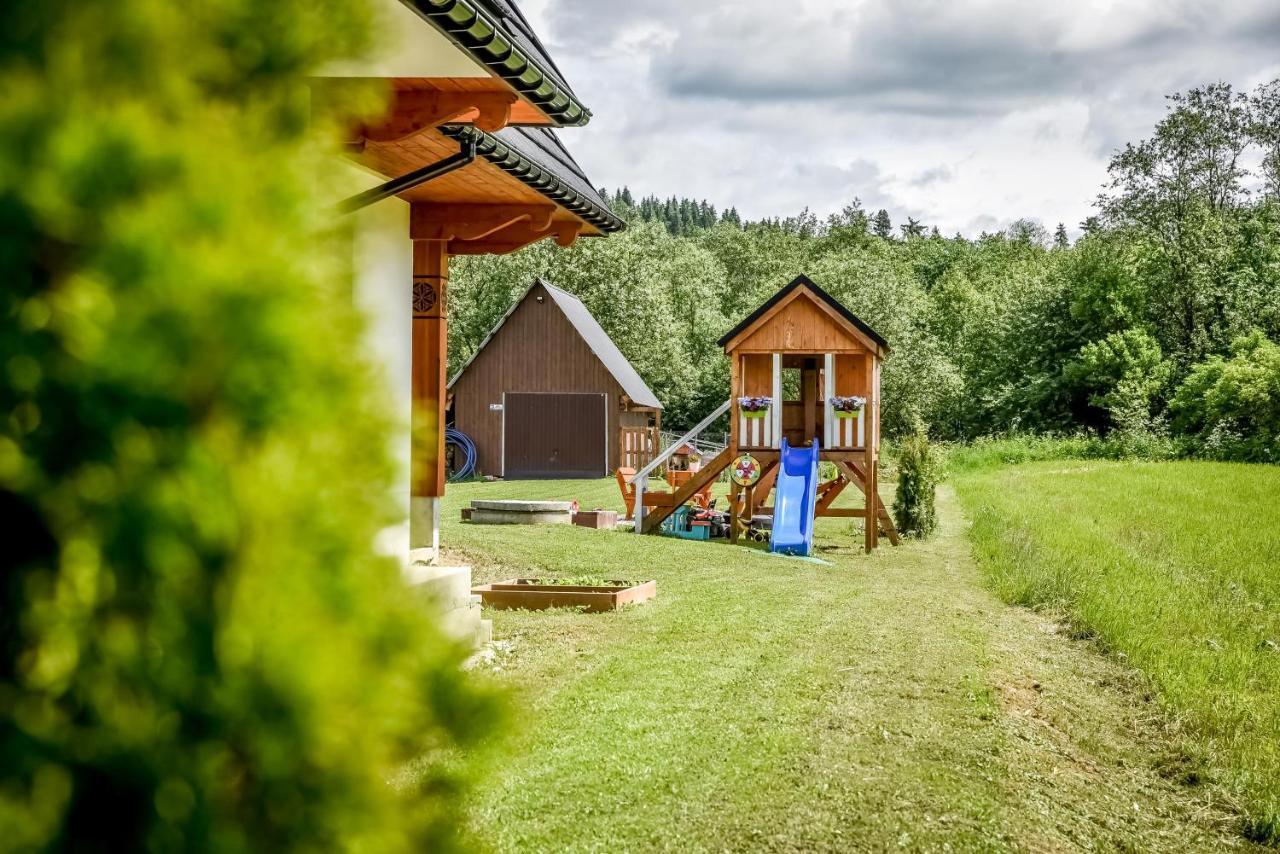 Cicha Woda 300 M Od Goracy Potok I Termy Szaflary Exterior foto